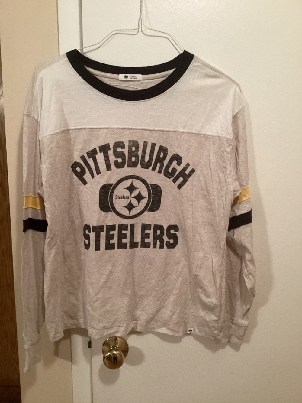 Steeler’s women’s long sleeve t-shirt (L)